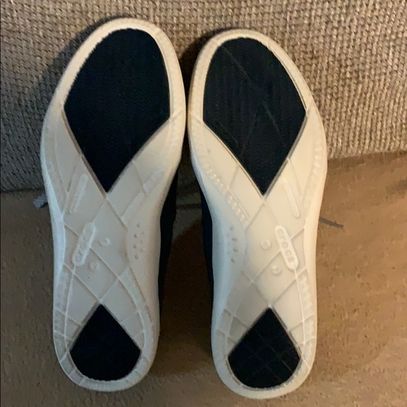 Size 7 w Women’s croc boot shoes NT but New - Picture 4 of 4